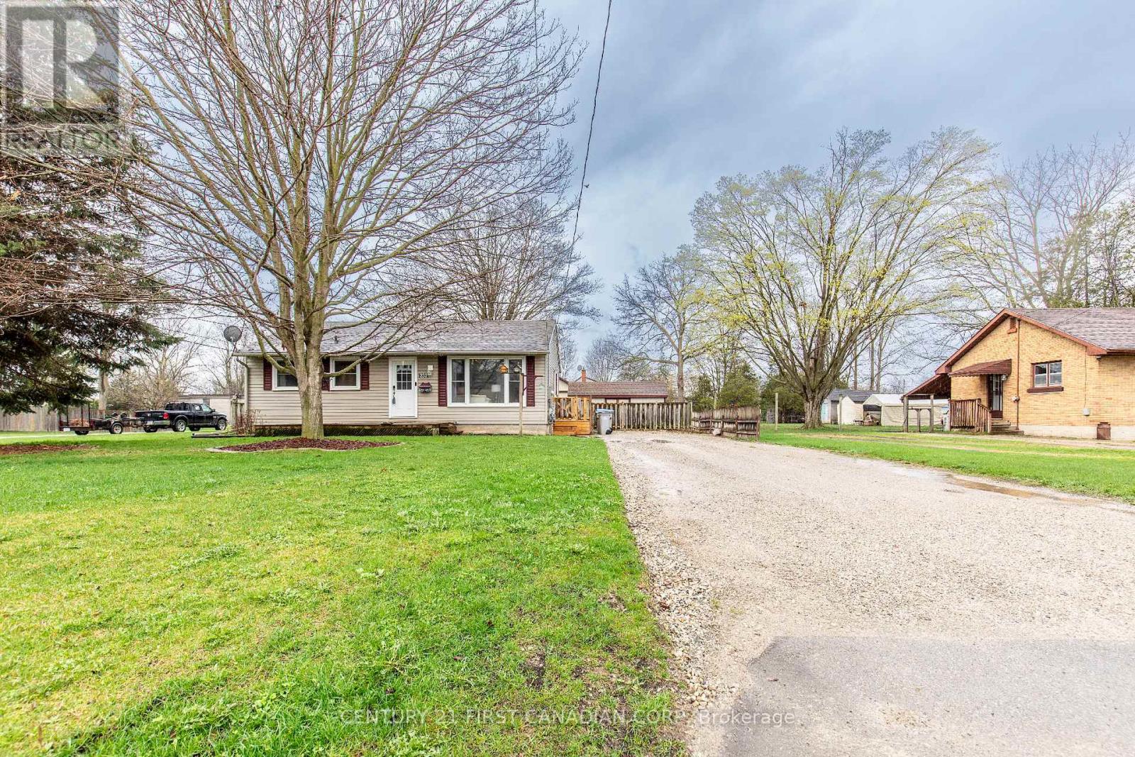 232 QUEEN STREET, Strathroy-Caradoc, Ontario