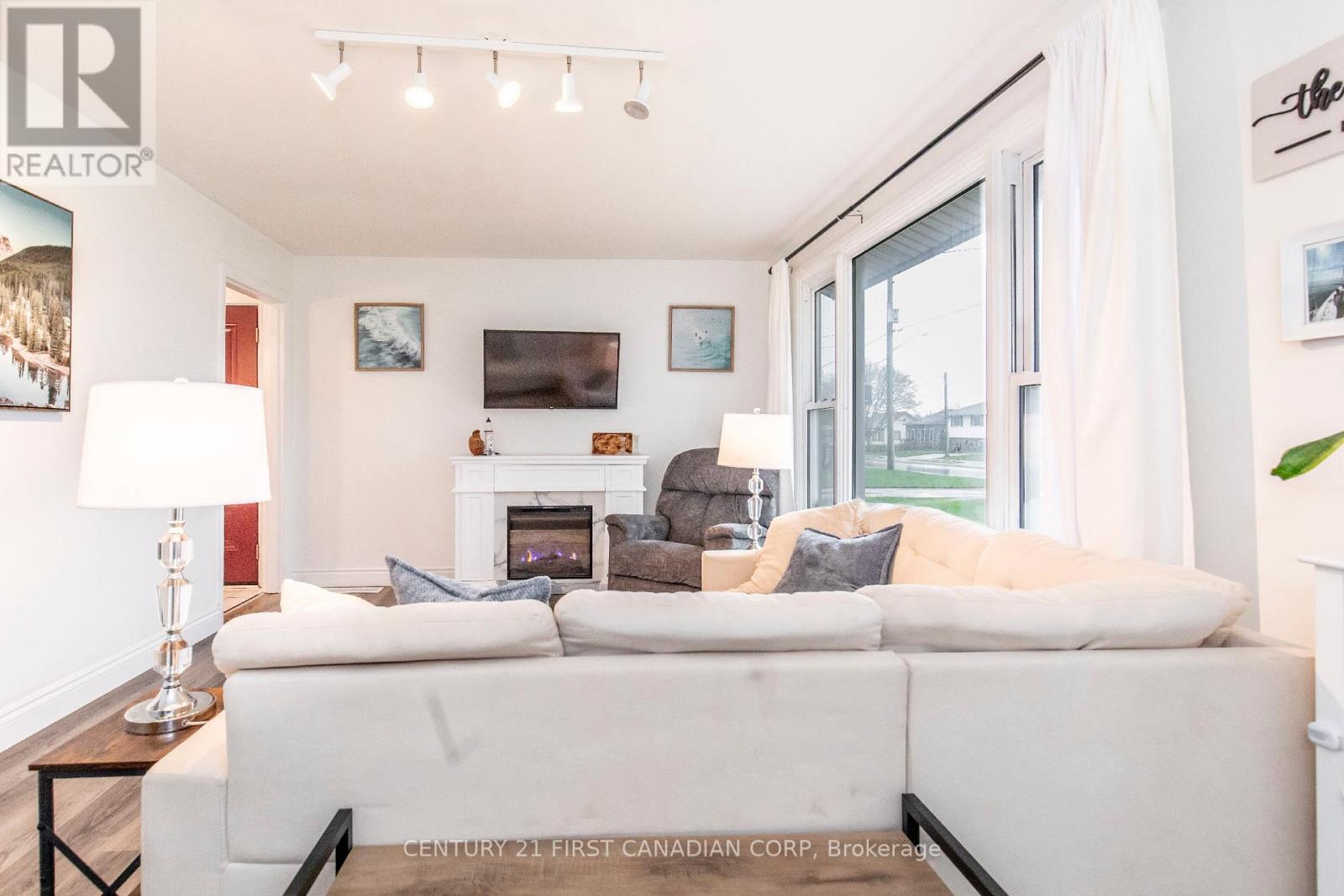 232 Queen Street, Strathroy-Caradoc, Ontario  N7G 2J1 - Photo 8 - X13038402