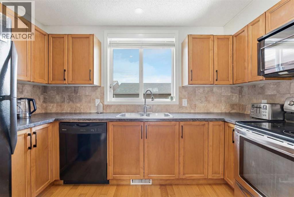 66 Auburn Bay Crescent SE, Calgary, Alberta  T3M 0K5 - Photo 18 - A2299567