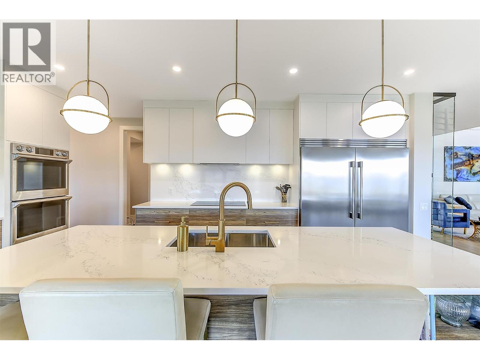 5442 Upper Mission Drive, Kelowna, British Columbia  V1W 0B1 - Photo 31 - 10376616