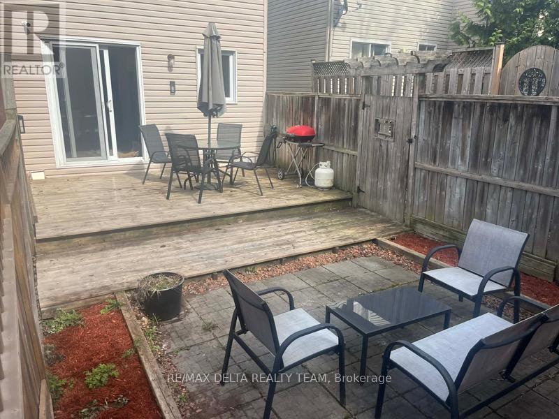 198 Provender Avenue, Ottawa, Ontario  K1K 4N7 - Photo 22 - X12969356