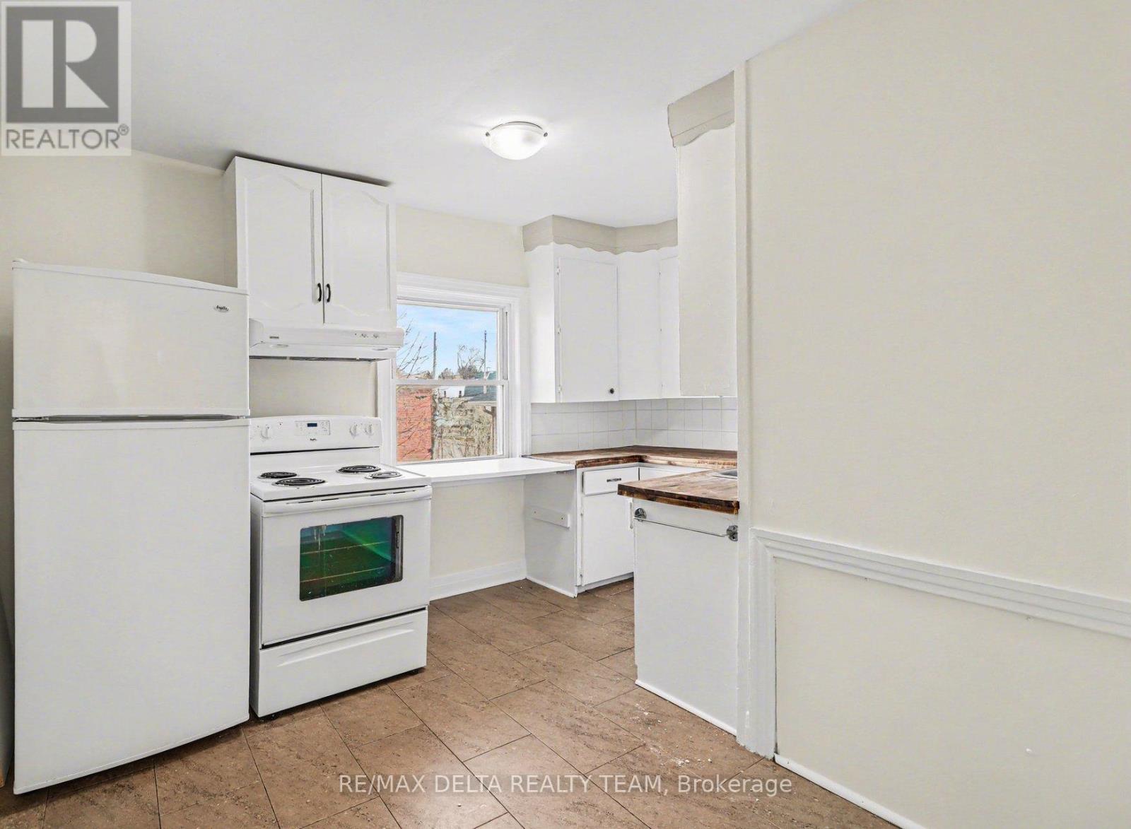 273 Shakespeare Street, Ottawa, Ontario  K1L 5M7 - Photo 8 - X12966046