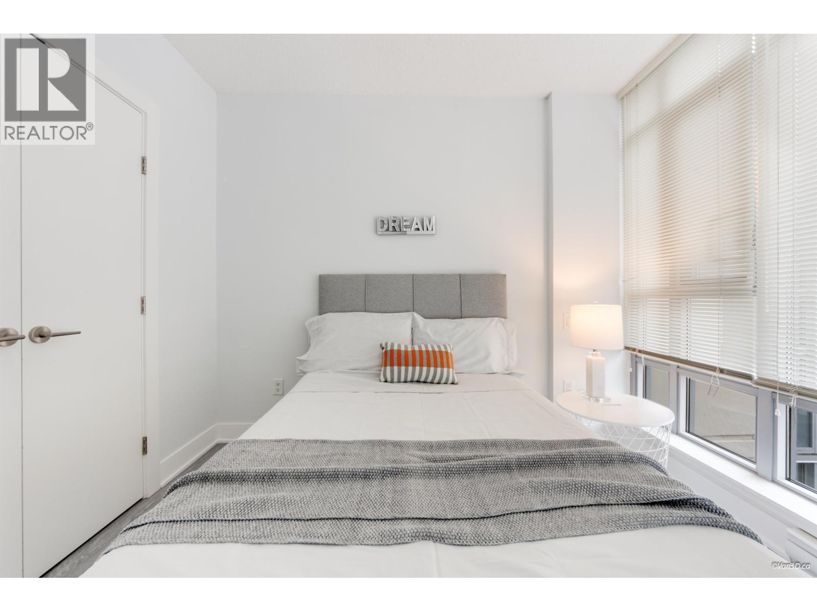 1807 1155 The High Street, Coquitlam, British Columbia  V3B 7W4 - Photo 13 - R3115344