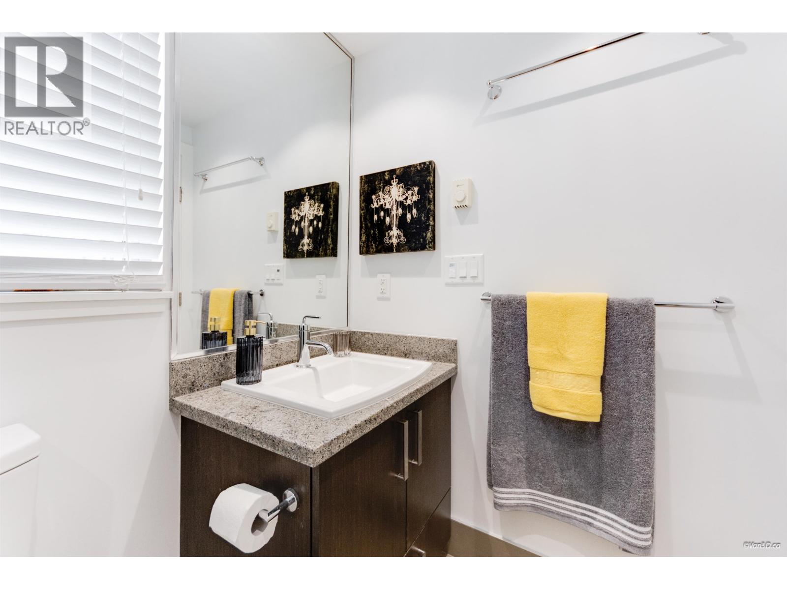 1807 1155 The High Street, Coquitlam, British Columbia  V3B 7W4 - Photo 16 - R3115344