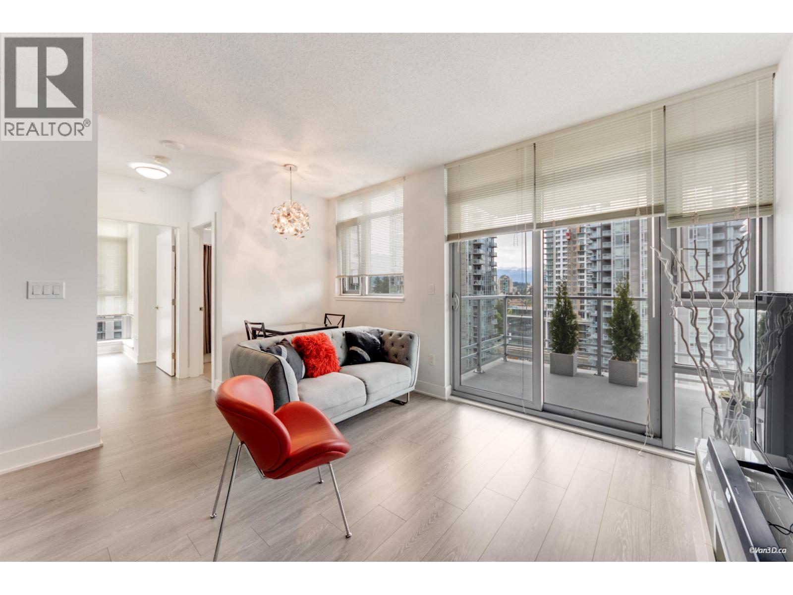 1807 1155 The High Street, Coquitlam, British Columbia  V3B 7W4 - Photo 2 - R3115344