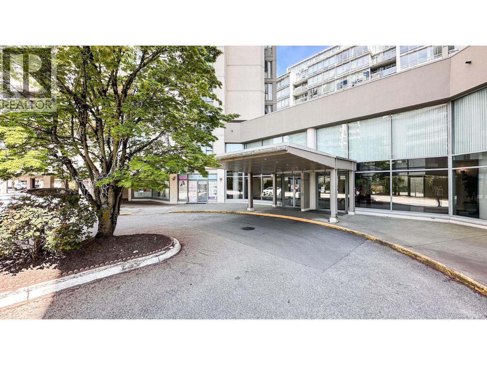 803 8248 Lansdowne Road, Richmond, British Columbia  V6X 3Y9 - Photo 2 - R3115357