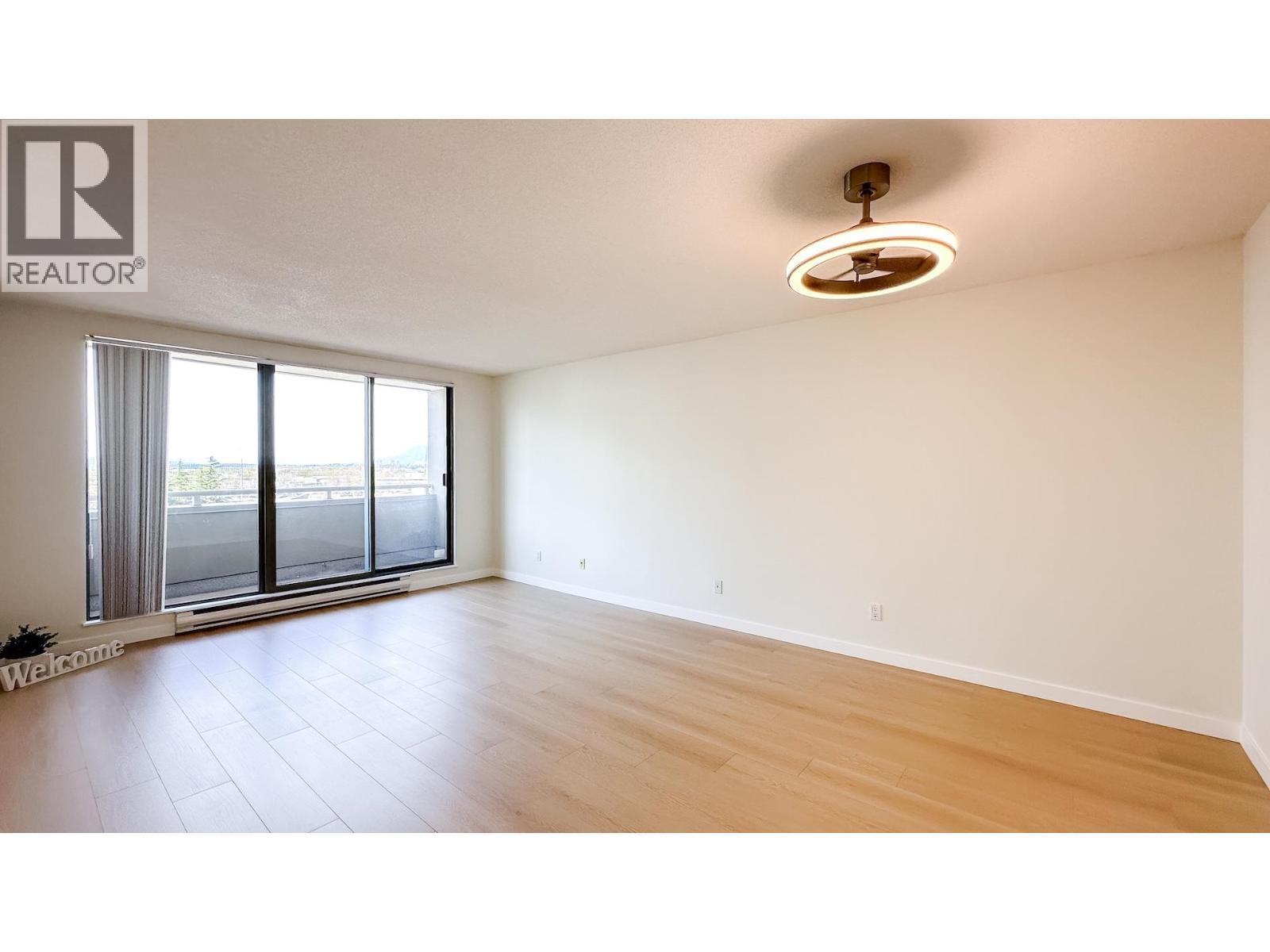 803 8248 Lansdowne Road, Richmond, British Columbia  V6X 3Y9 - Photo 3 - R3115357