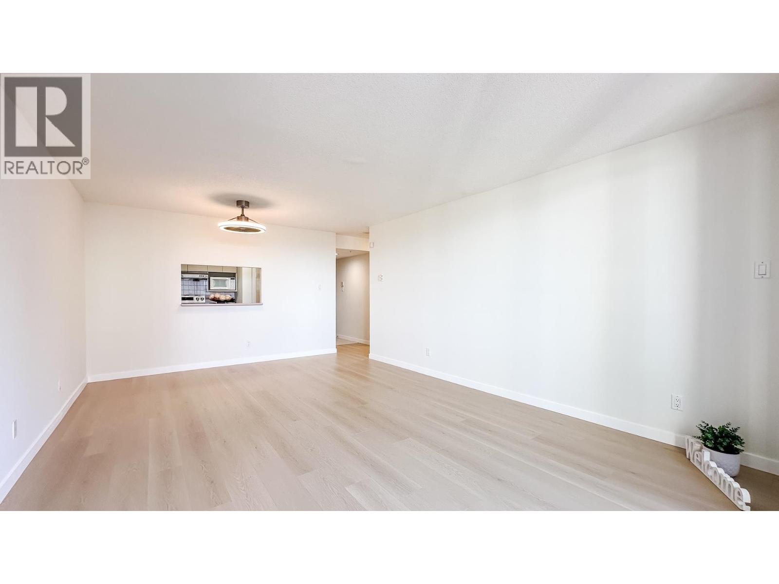 803 8248 Lansdowne Road, Richmond, British Columbia  V6X 3Y9 - Photo 4 - R3115357