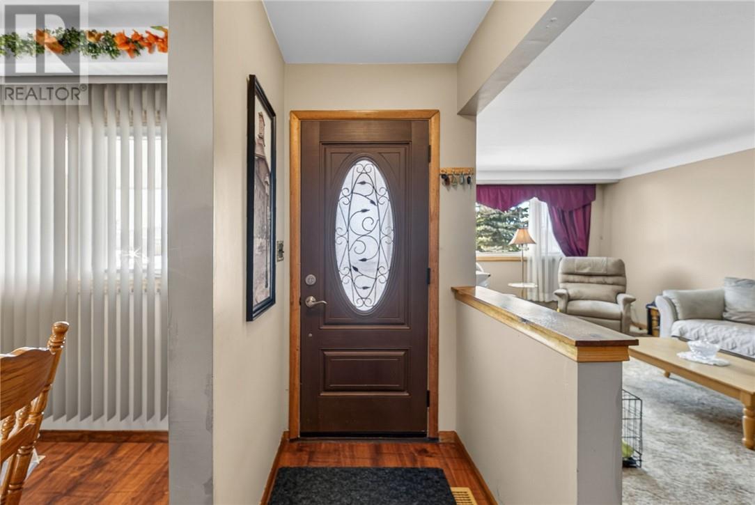 9 Spruce Street, Capreol, Ontario  P0M 1H0 - Photo 10 - 2127246