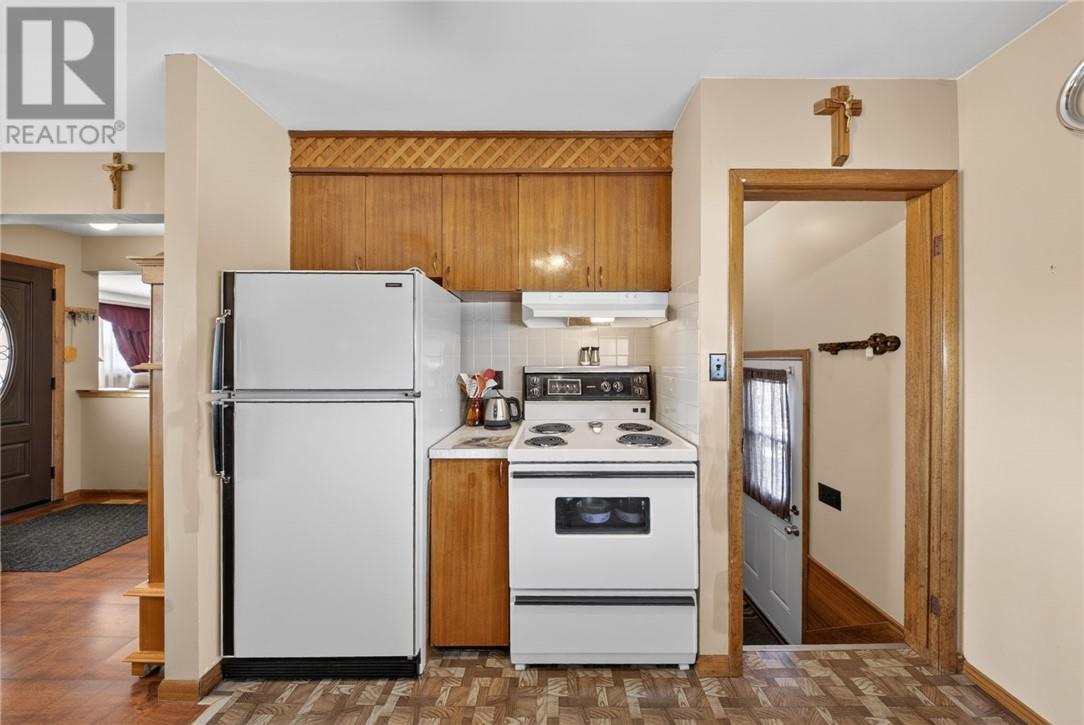 9 Spruce Street, Capreol, Ontario  P0M 1H0 - Photo 14 - 2127246