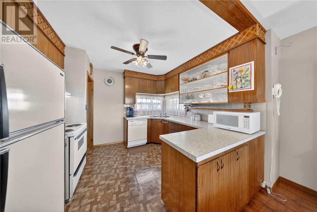 9 Spruce Street, Capreol, Ontario  P0M 1H0 - Photo 11 - 2127246