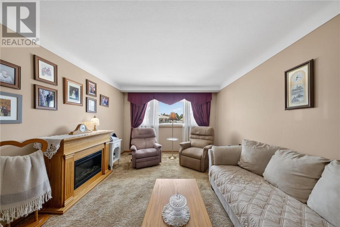 9 Spruce Street, Capreol, Ontario  P0M 1H0 - Photo 18 - 2127246