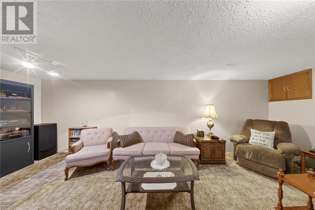 9 Spruce Street, Capreol, Ontario  P0M 1H0 - Photo 31 - 2127246