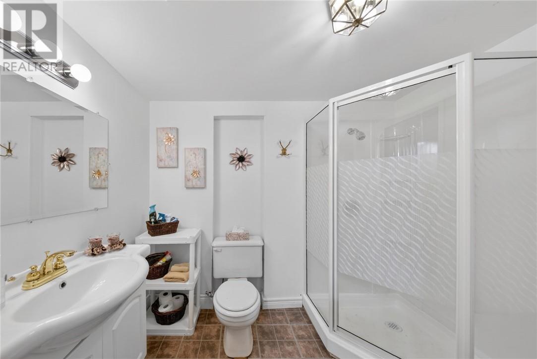 9 Spruce Street, Capreol, Ontario  P0M 1H0 - Photo 36 - 2127246