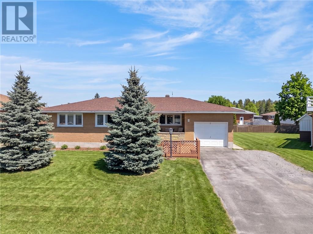 9 Spruce Street, Capreol, Ontario  P0M 1H0 - Photo 48 - 2127246