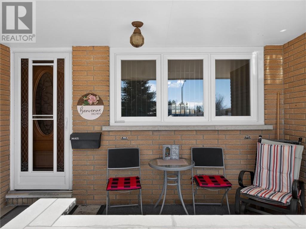 9 Spruce Street, Capreol, Ontario  P0M 1H0 - Photo 7 - 2127246