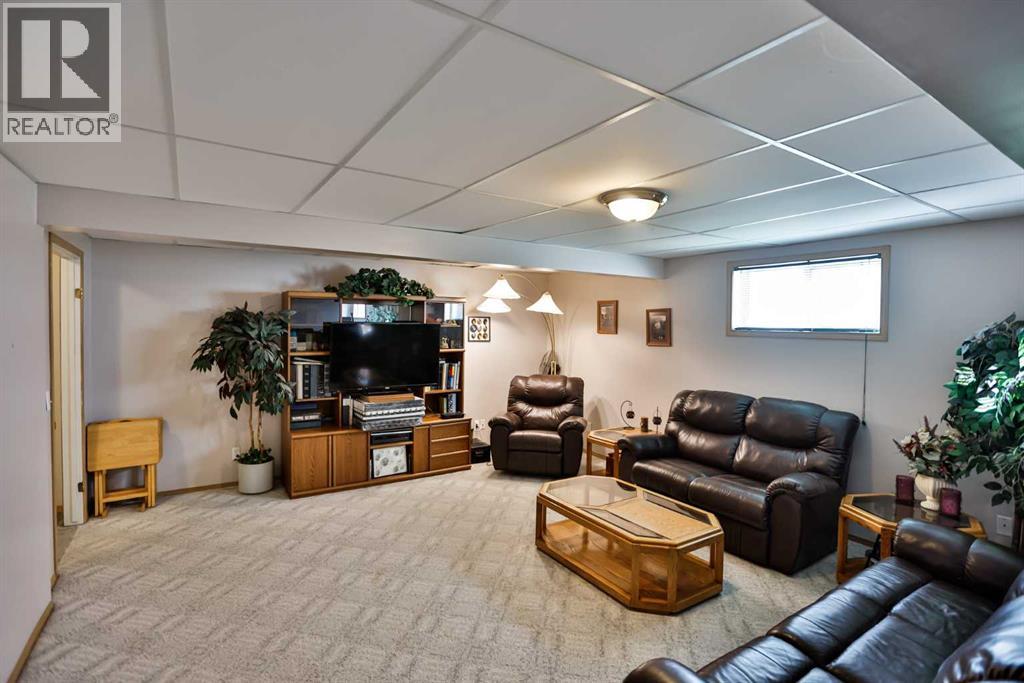 105 Aspen Way, Vulcan, Alberta  T0L 2B0 - Photo 18 - A2279104