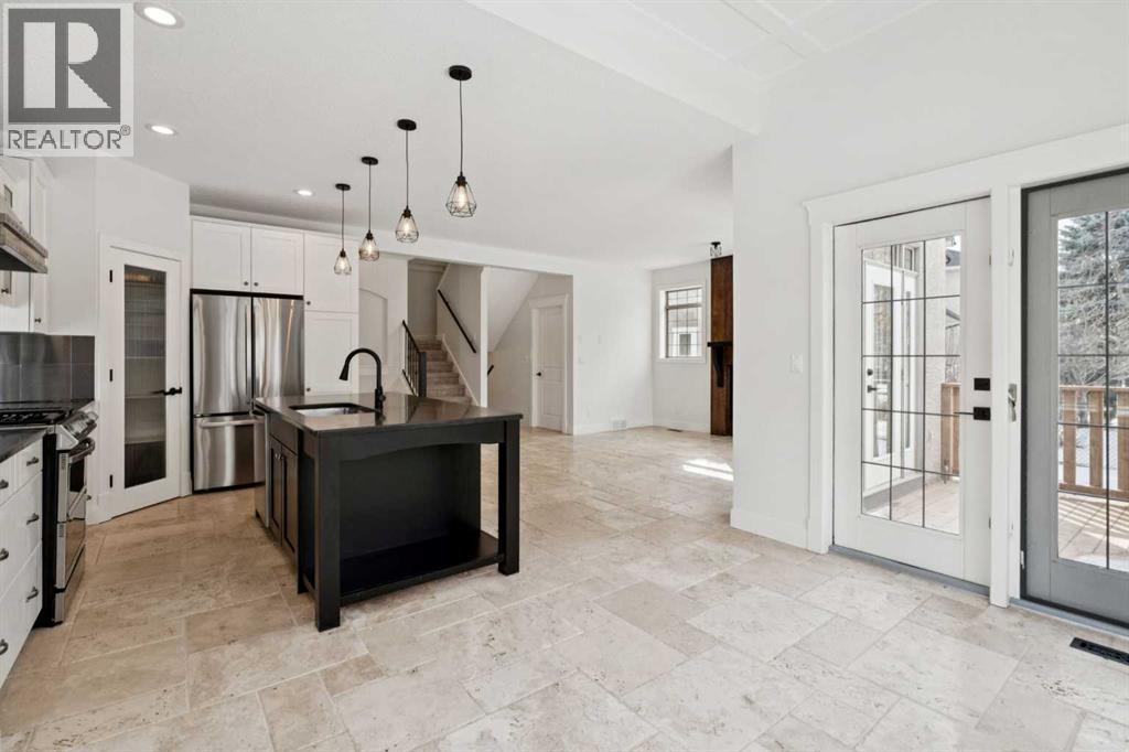 1 Discovery Ridge Link SW, Calgary, Alberta  T3H 4Y1 - Photo 9 - A2291643