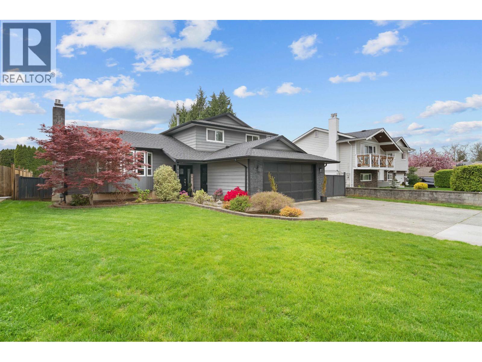 11923 194b Street, Pitt Meadows, British Columbia  V3Y 1K3 - Photo 3 - R3115338