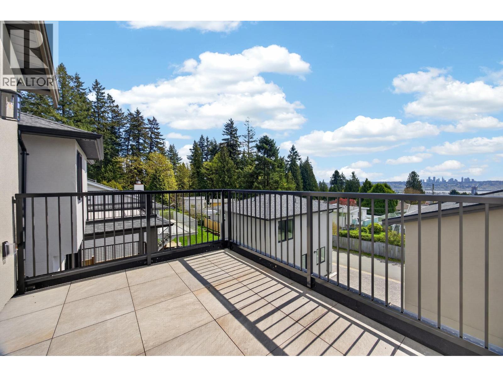 1150 Charland Avenue, Coquitlam, British Columbia  V3K 3L1 - Photo 16 - R3115345