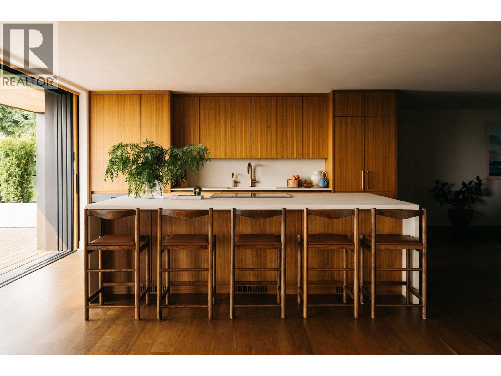 1295 W Keith Road, North Vancouver, British Columbia  V7P 1Y9 - Photo 9 - R3115367