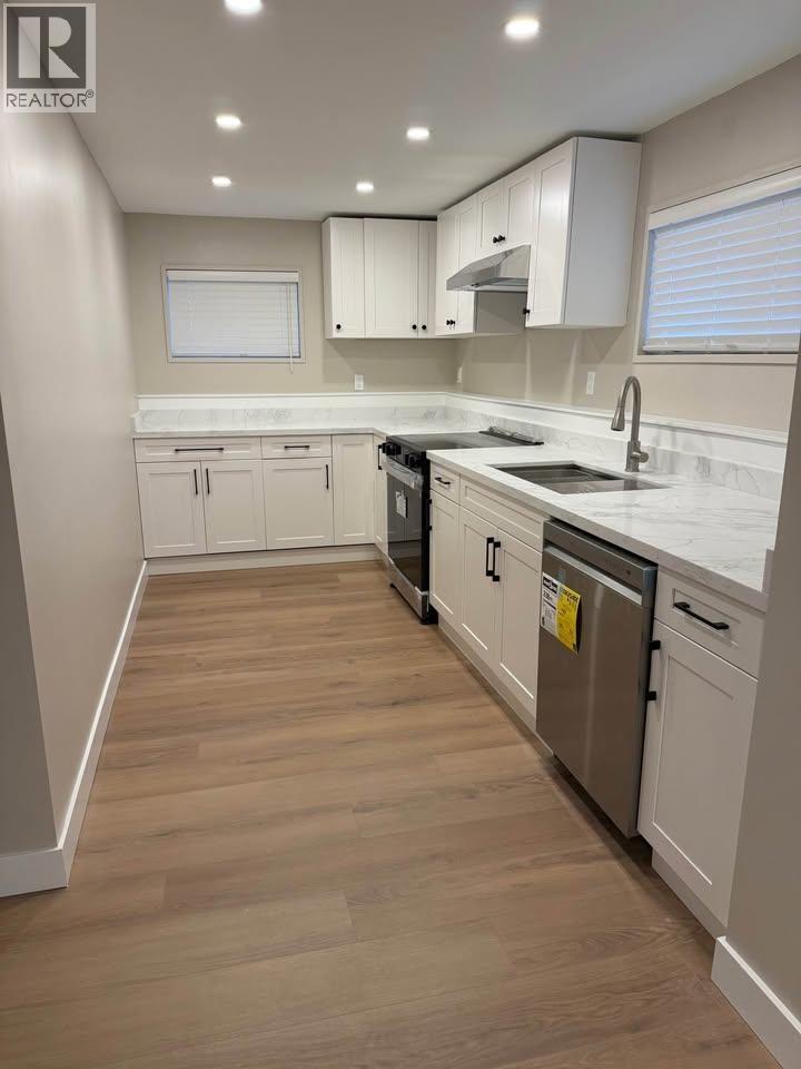 Lower Level 4810 Northlawn Drive, Burnaby, British Columbia  V5C 3S3 - Photo 2 - R3115358