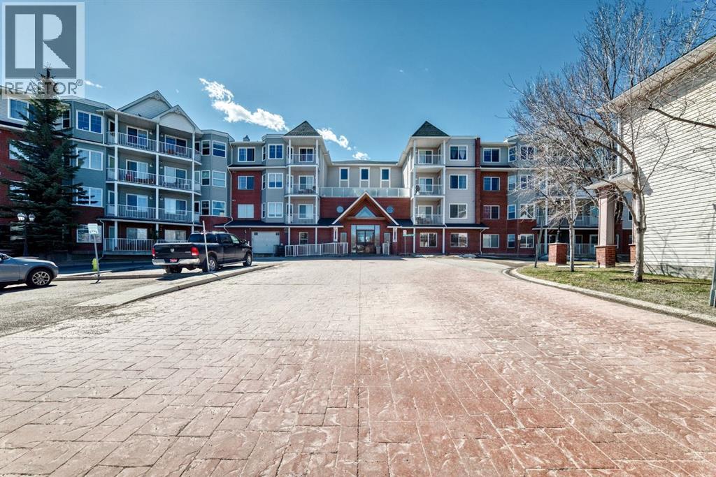 321, 8 Prestwick Pond Terrace SE, Calgary, Alberta  T2Z 4P3 - Photo 4 - A2302660