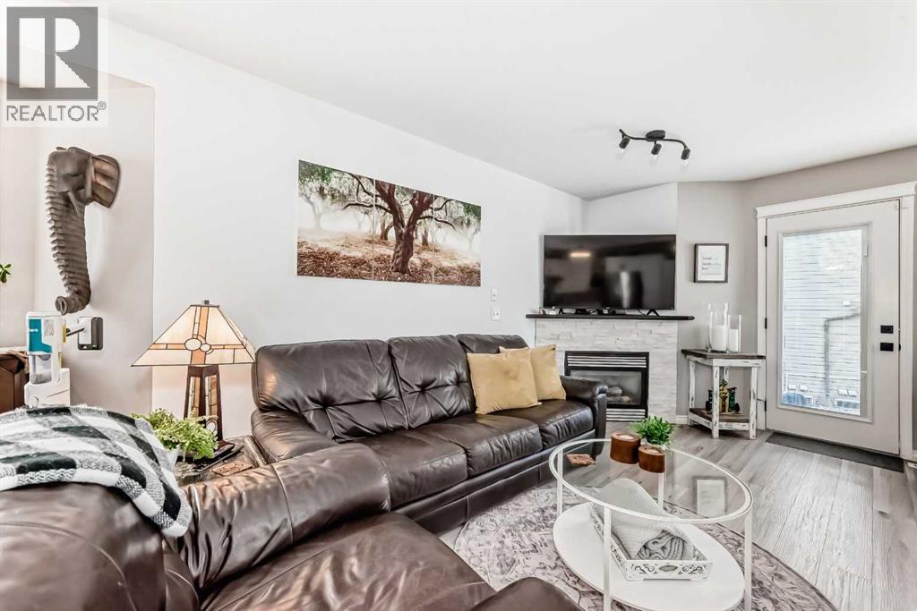 15 Spring Meadows Bay, Okotoks, Alberta  T1S 2G8 - Photo 27 - A2303115