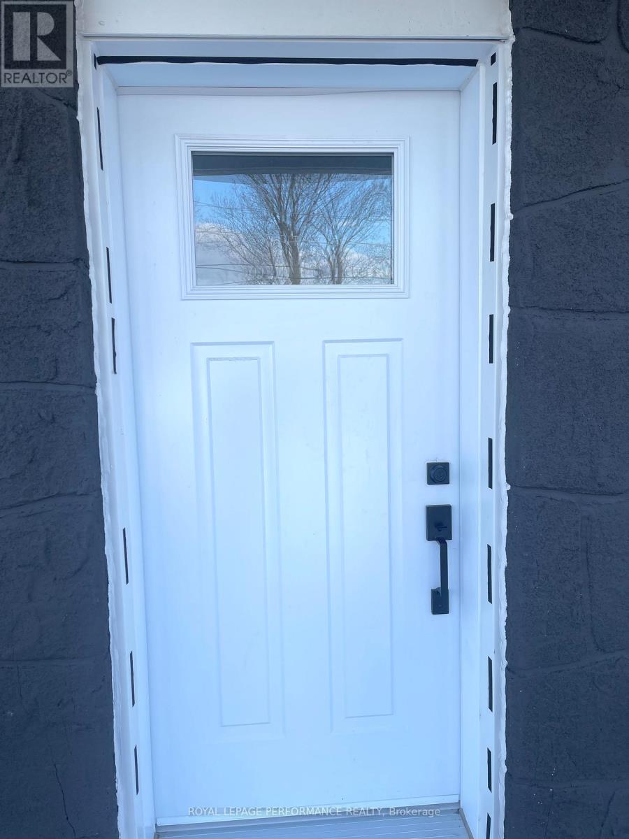 400 Water Street, Alfred And Plantagenet, Ontario  K0B 1L0 - Photo 2 - X13038396