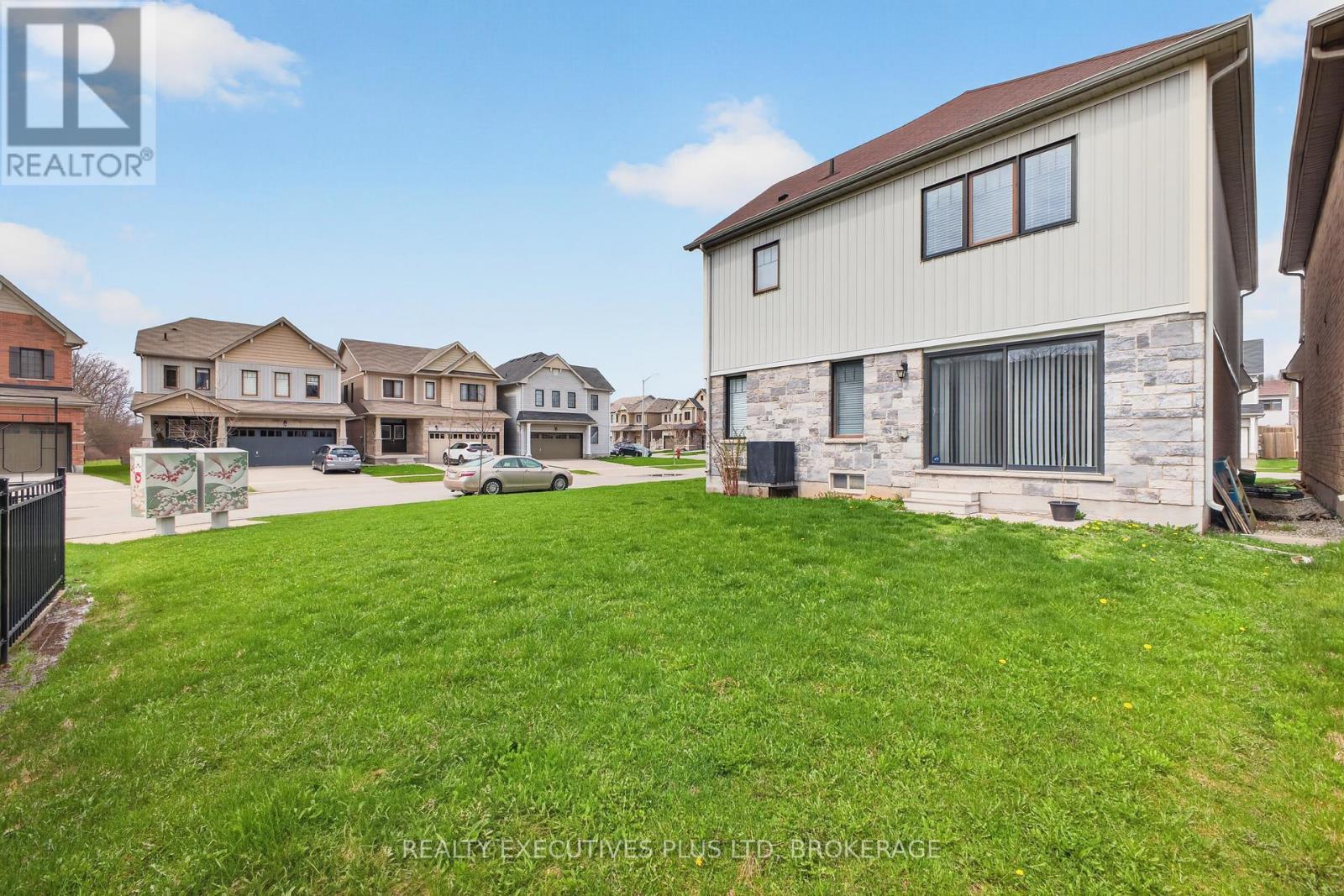 7829 Buckeye Crescent, Niagara Falls, Ontario  L2H 0P1 - Photo 47 - X13025910