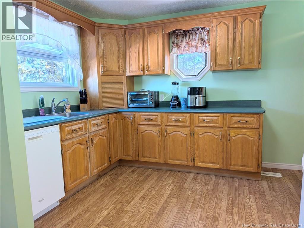 122 Islandview Drive, Miramichi, New Brunswick  E1N 6B4 - Photo 16 - NB137593
