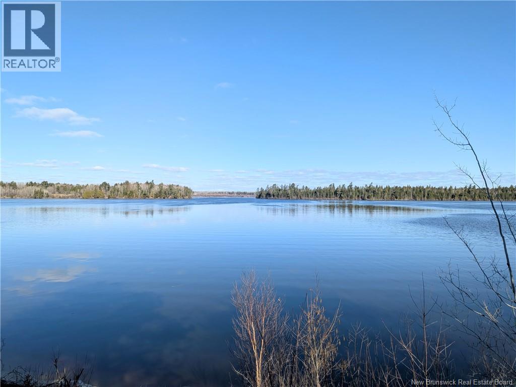 122 Islandview Drive, Miramichi, New Brunswick  E1N 6B4 - Photo 3 - NB137593