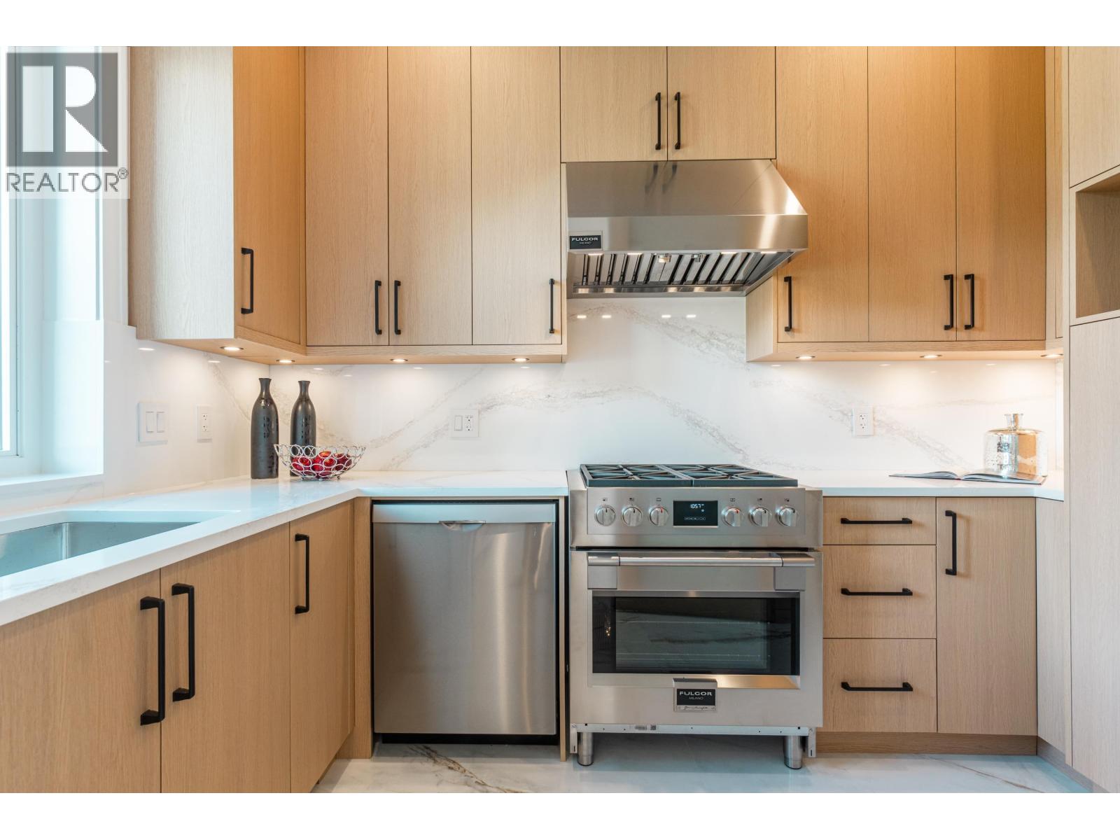 9531 Kirkmond Crescent, Richmond, British Columbia  V7E 1M7 - Photo 17 - R3056359