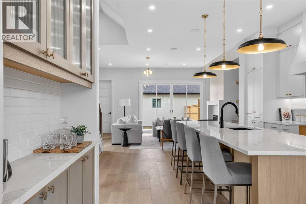 2533 2 Avenue Nw, Calgary, Alberta  T2N 0H7 - Photo 6 - A2301494