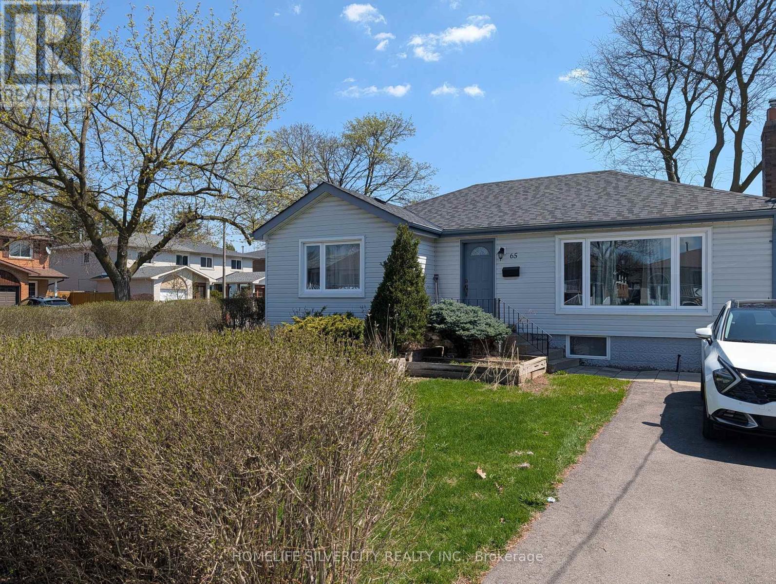 65 English Street, Brampton, Ontario  L6X 1L5 - Photo 2 - W13038420