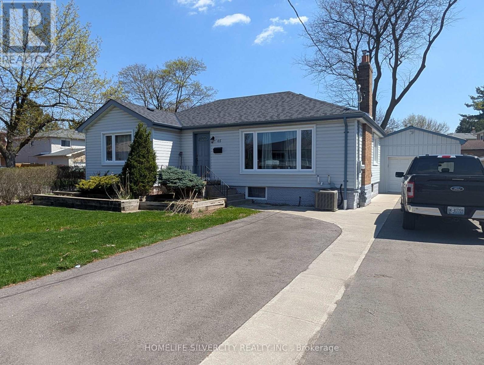 65 English Street, Brampton, Ontario  L6X 1L5 - Photo 4 - W13038420