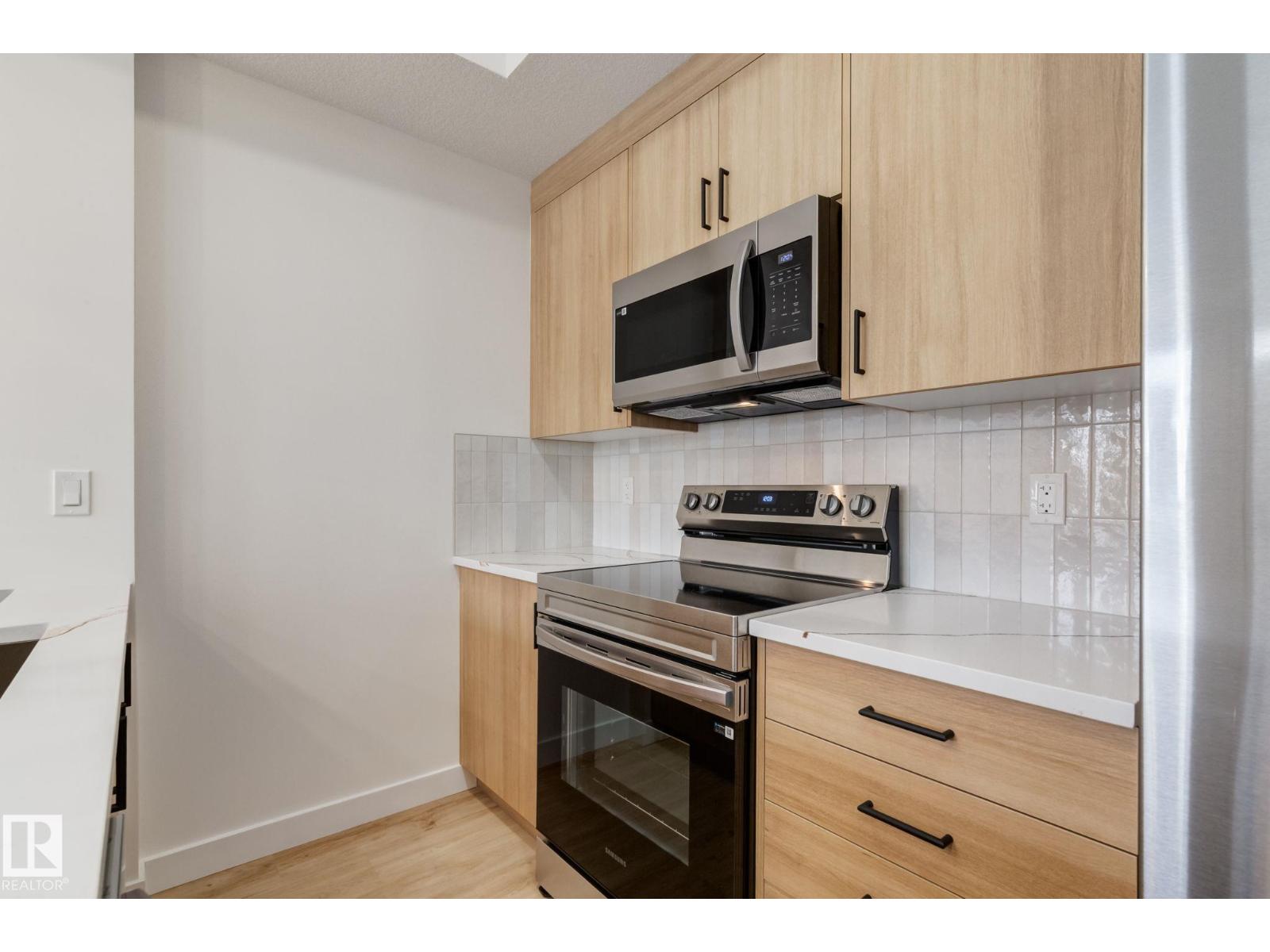 #43 16231 19 Av Sw, Edmonton, Alberta  T6W 5C6 - Photo 8 - E4483906