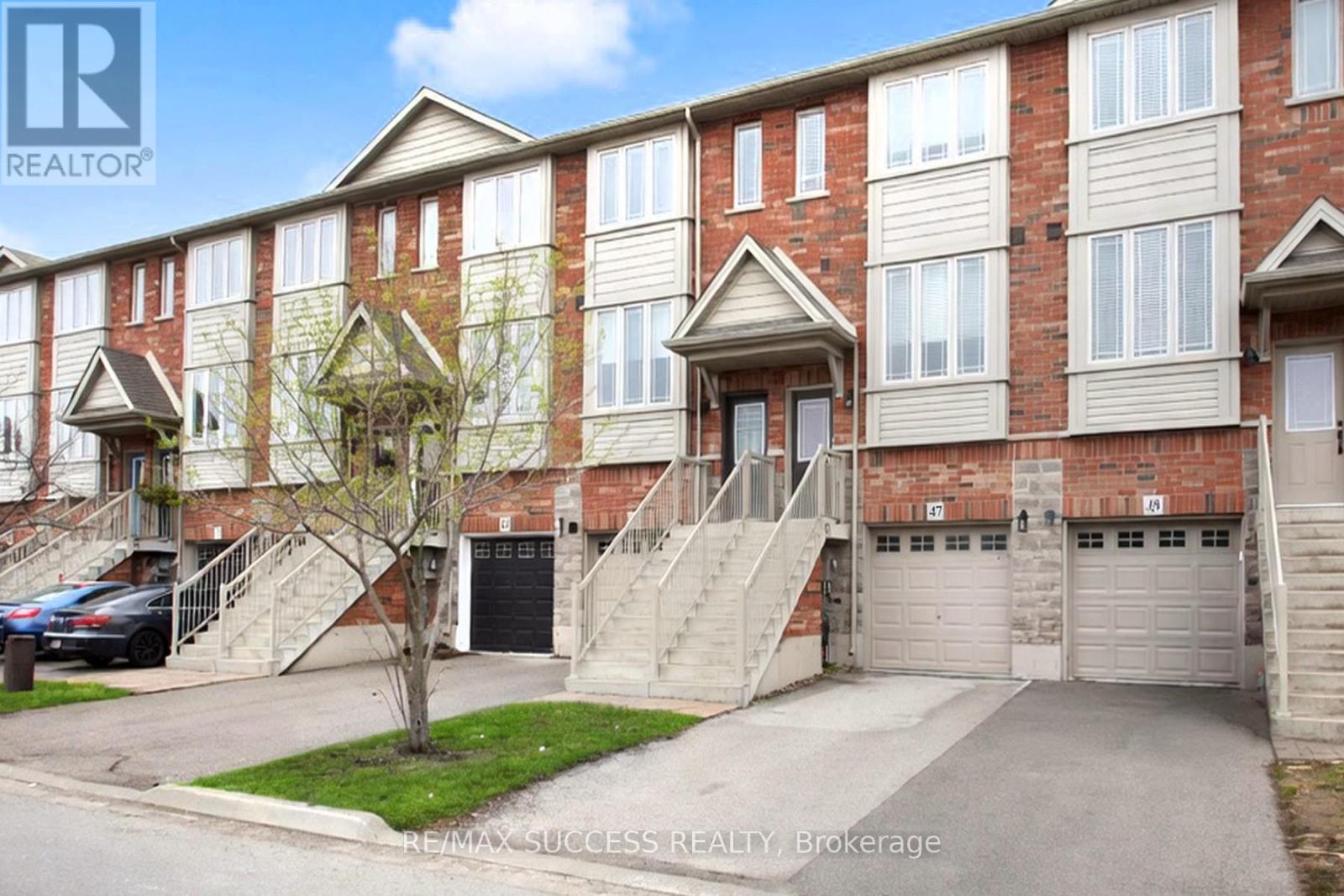 47 Edenrock Drive, Hamilton (Stoney Creek Industrial), Ontario  L8E 0G6 - Photo 2 - X13038406