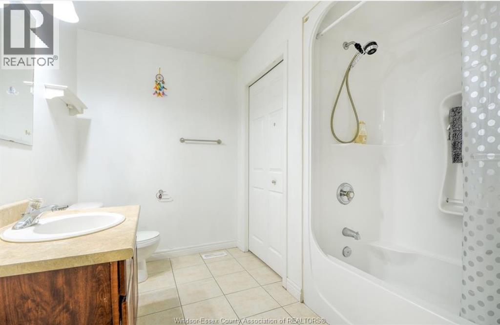 1694 Sagebrush Court, Windsor, Ontario  N9G 3B8 - Photo 15 - 26009049