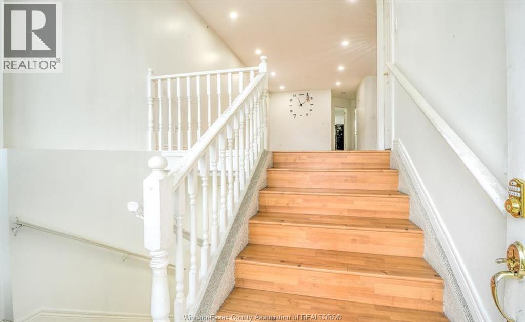 1694 Sagebrush Court, Windsor, Ontario  N9G 3B8 - Photo 3 - 26009049