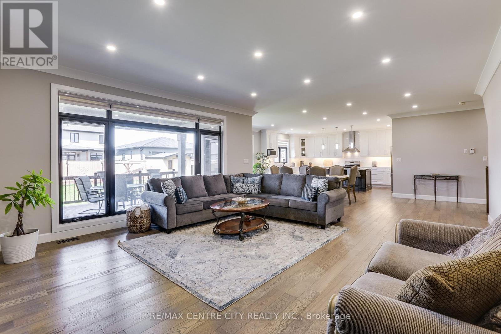 6306 Brash Drive, London South, Ontario  N6P 0H2 - Photo 11 - X13038410