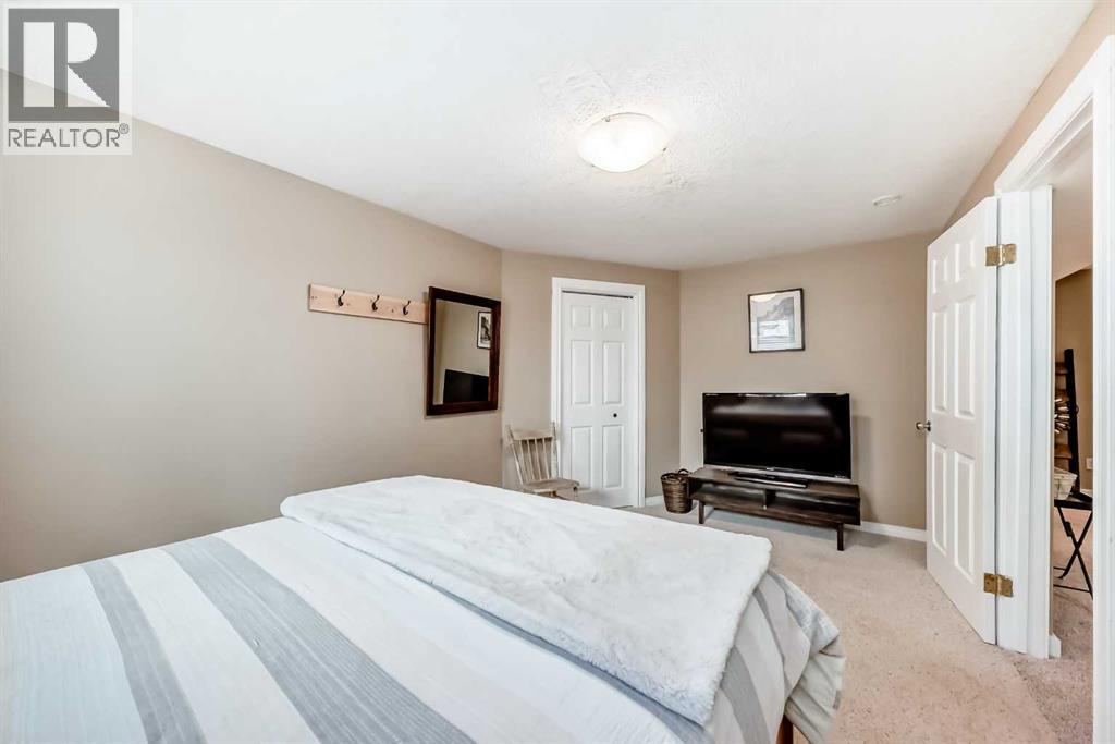 555 Woodbine Boulevard SW, Calgary, Alberta  T2W 4P5 - Photo 29 - A2303348