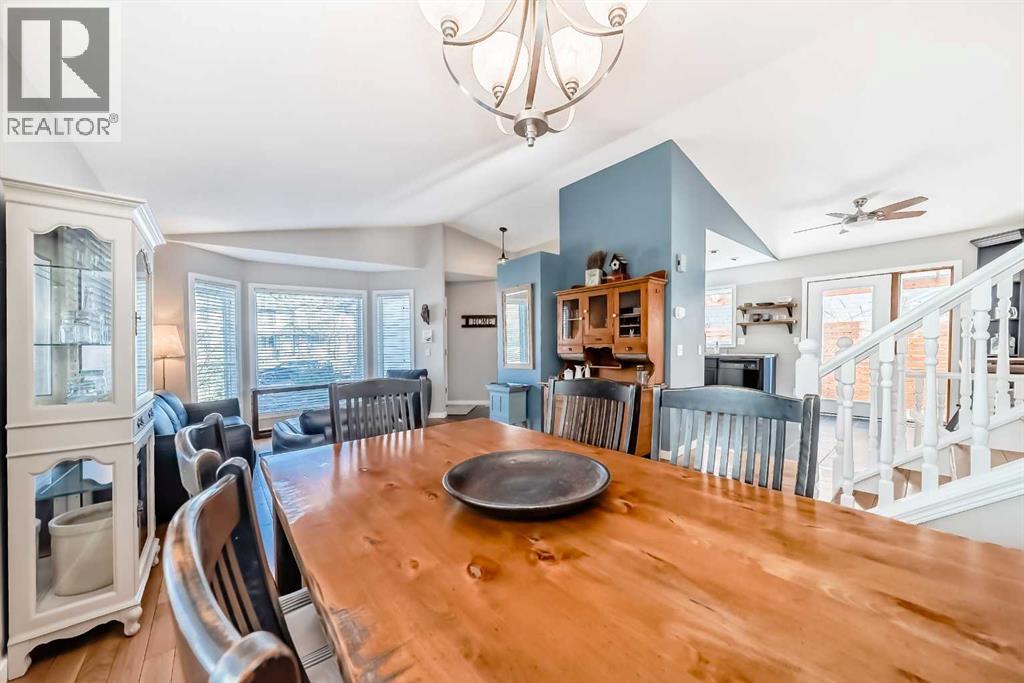 555 Woodbine Boulevard SW, Calgary, Alberta  T2W 4P5 - Photo 6 - A2303348