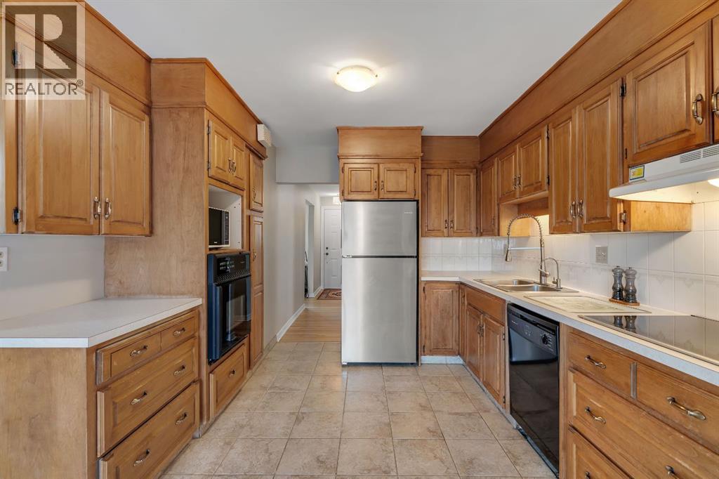 254 Hendon Drive Nw, Calgary, Alberta  T2K 1Z5 - Photo 13 - A2304616