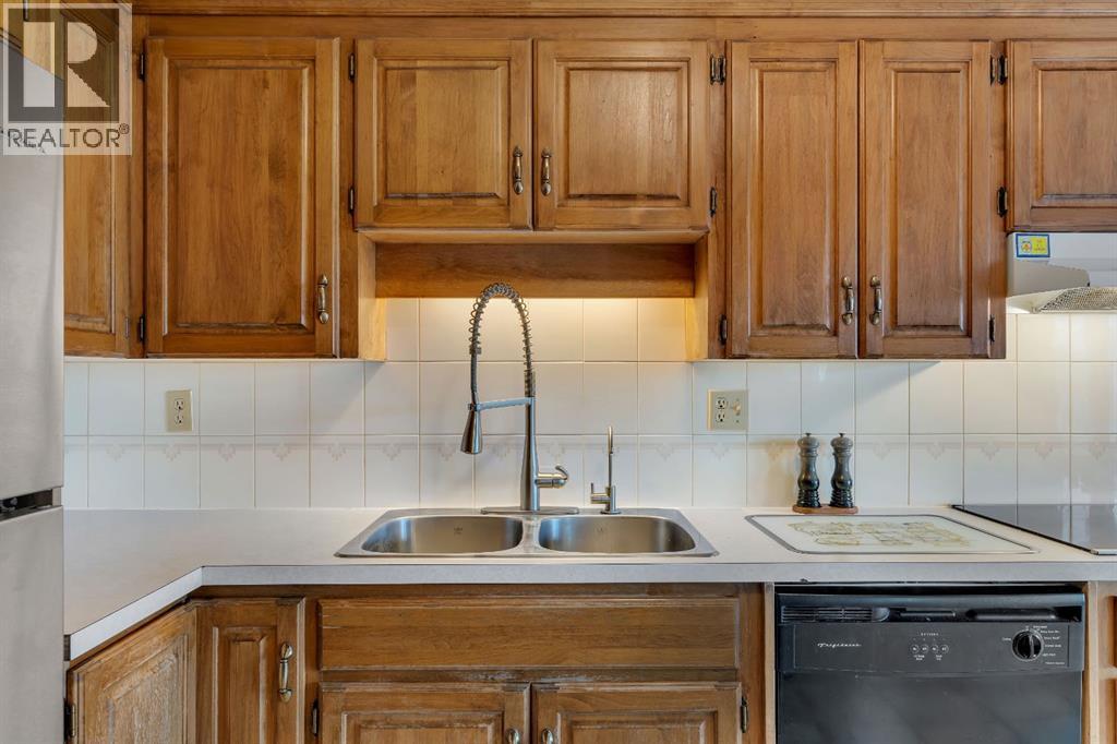 254 Hendon Drive Nw, Calgary, Alberta  T2K 1Z5 - Photo 15 - A2304616