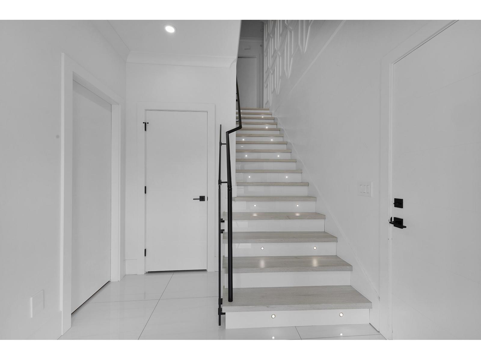 32711 Egglestone Avenue, Mission, British Columbia  V4S 0E6 - Photo 4 - R3114531