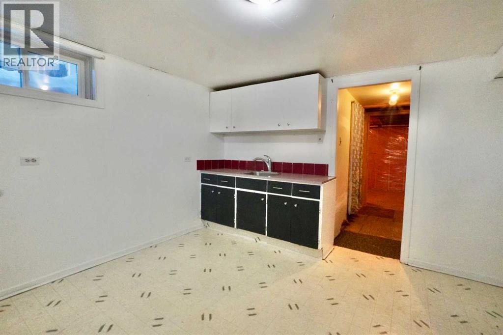 10509 101 Street, Peace River, Alberta  T8S 1K8 - Photo 35 - A2285306