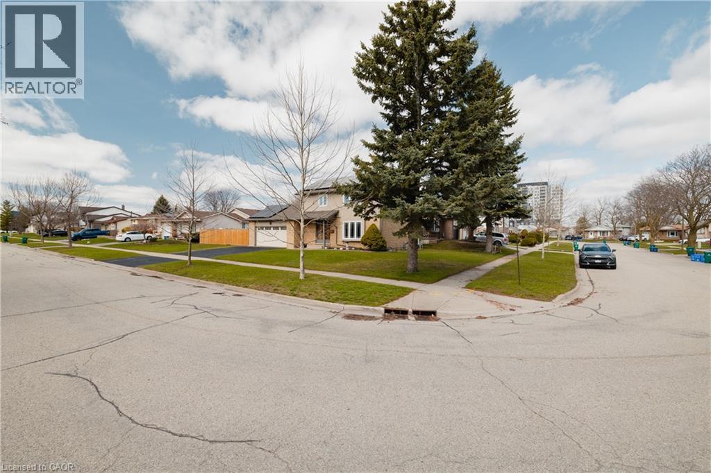 143 St Jerome Crescent, Kitchener, Ontario  N2C 2K9 - Photo 42 - 40821028