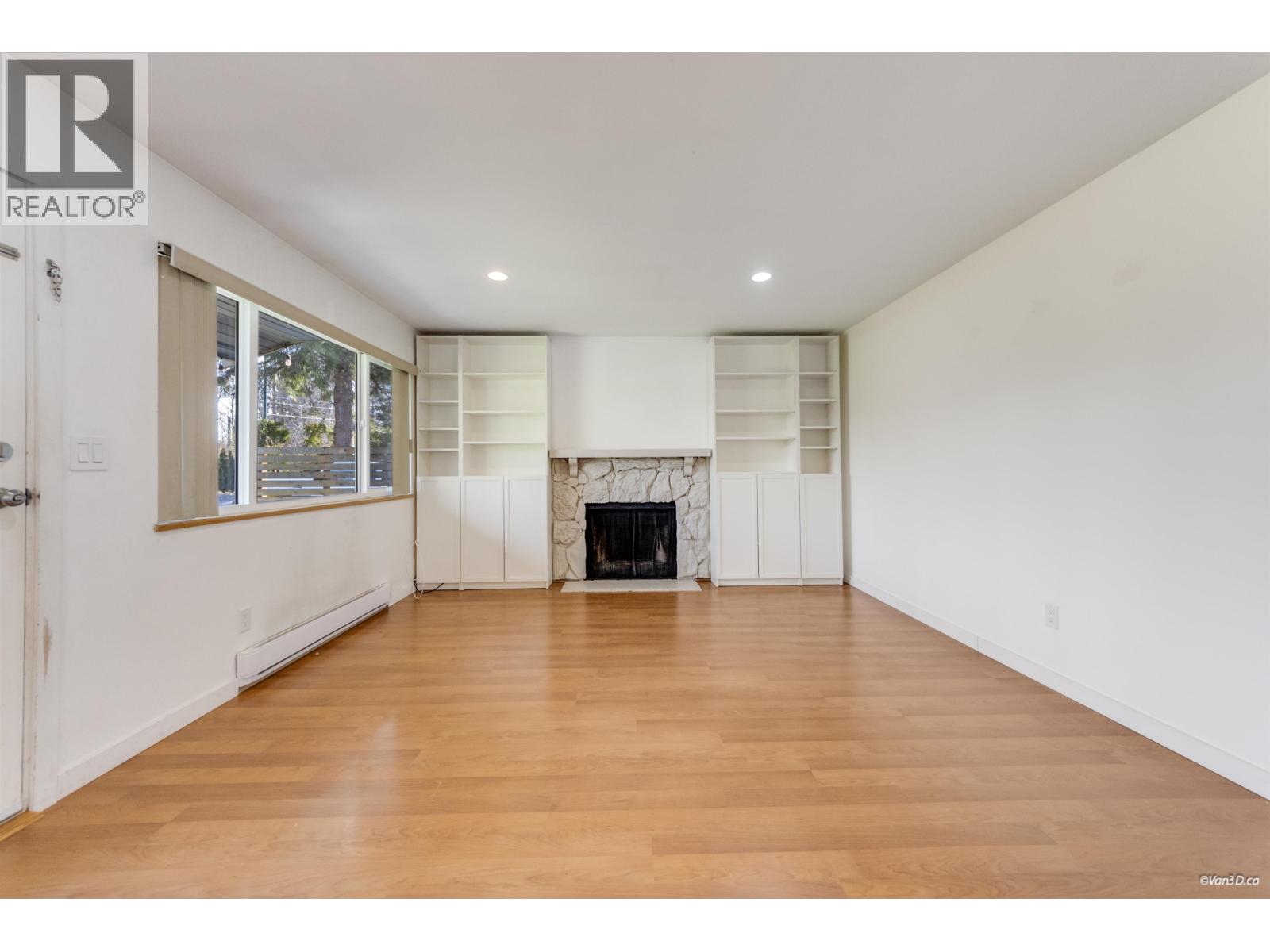 2974 Fleming Avenue, Coquitlam, British Columbia  V3C 4S3 - Photo 10 - R3107562