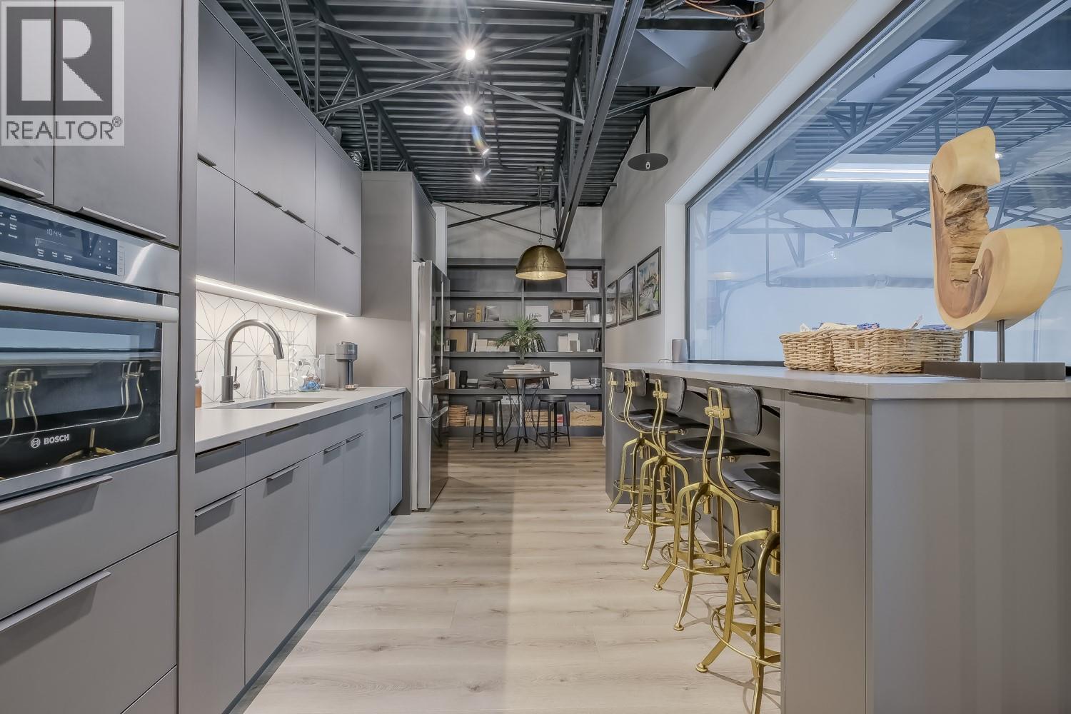 2110 Matrix Crescent Unit# 18, Kelowna, British Columbia  V1V 0C1 - Photo 3 - 10384656